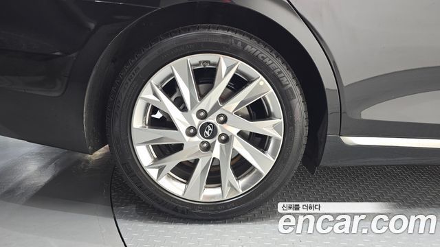 Hyundai Grandeur Новый IG, гибрид Calligraphy - фото 3