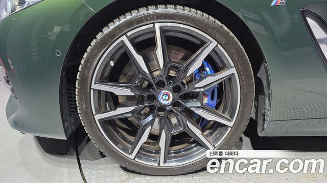 BMW 8-Series G15 M850i xDrive Gran Coupe - фото 3