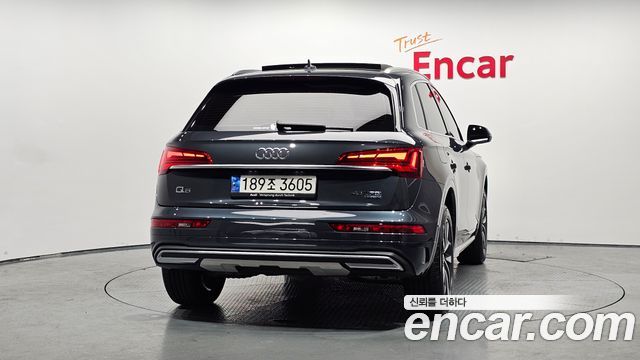 Audi Q5 FY 45 TFSI Quattro - фото 3