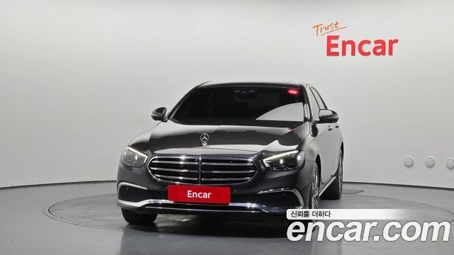 Mercedes-Benz E-Class W213 E300e 4MATIC Exclusive - фото 2