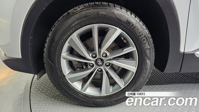 Hyundai Santafe TM Diesel 2.0 2WD Exclusive - фото 4