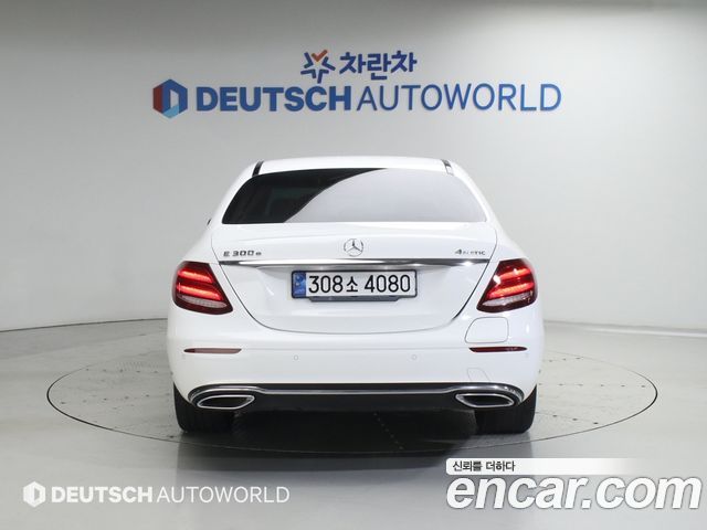 Mercedes-Benz E-Class W213 E300e 4MATIC Exclusive - фото 3