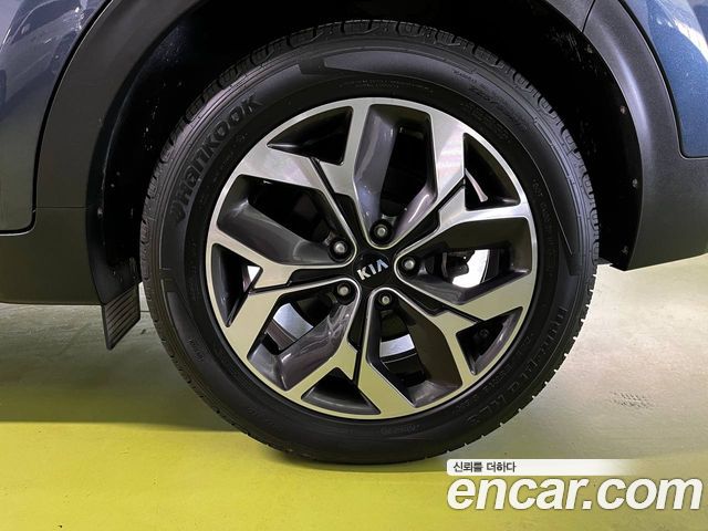 Kia Sportage Diesel 2.0 4WD Prestige - фото 4