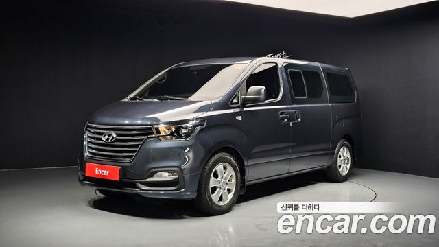 Hyundai Starex Новый Wagon 12-Seater Modern - фото 0