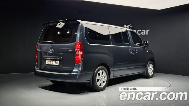 Hyundai Starex Новый Wagon 12-Seater Modern - фото 1