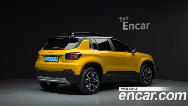 Jeep Avenger Altitude - фото 1