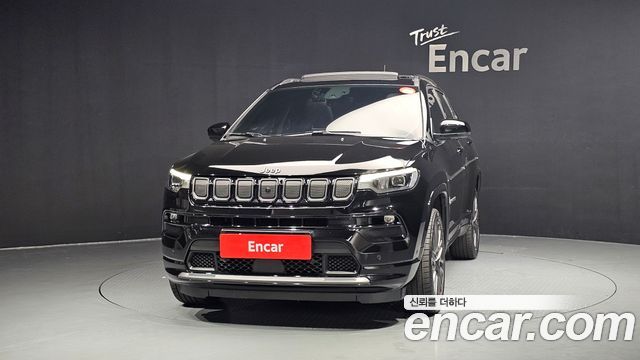 Jeep Compass 2-го поколения S2.4 AWD - фото 2