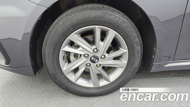 Kia K5 Новый 2-го поколения 2.0 LPI Rental Car Luxury - фото 4