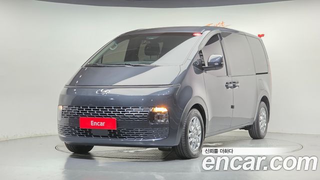 Hyundai Staria Cargo 5-Seater Modern - фото 0