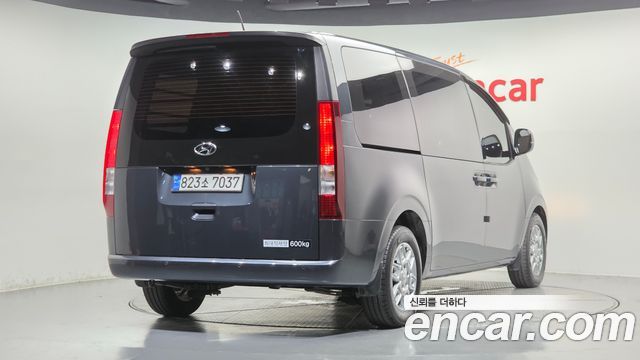 Hyundai Staria Cargo 5-Seater Modern - фото 1