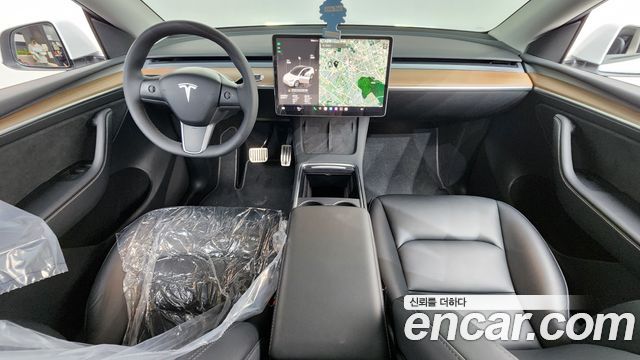 Tesla Model Y RWD - фото 4