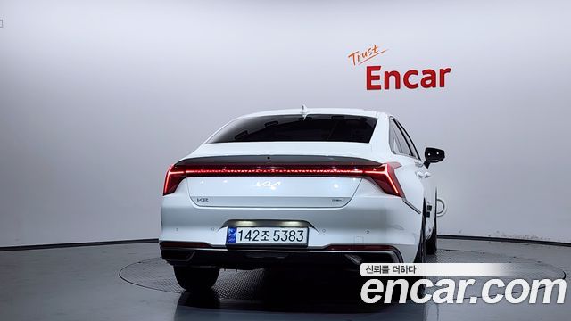 Kia K8 гибрид Noblesse - фото 2