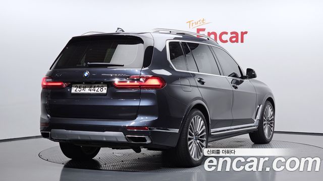 BMW X7 G07 xDrive 30d Design Pure Excellent 6-Seater - фото 1