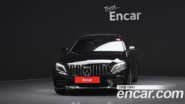 Mercedes-Benz C-Class W205 C200 Coupe - фото 2