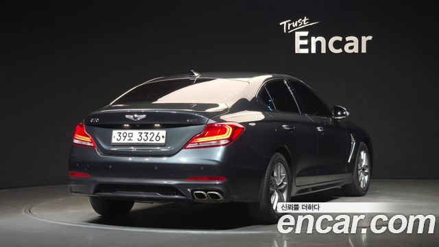 Genesis G70 2.2D Supreme - фото 1