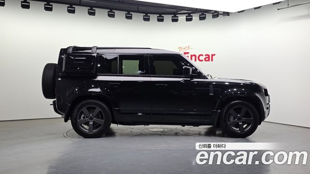 Land Rover Defender L663 110 D300 X-Dynamic HSE - фото 4