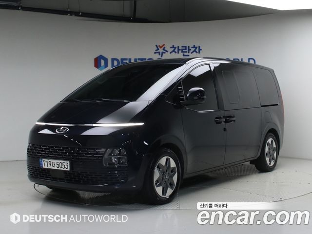 Hyundai Staria 4WD Tourer 11-Seater Modern - фото 0