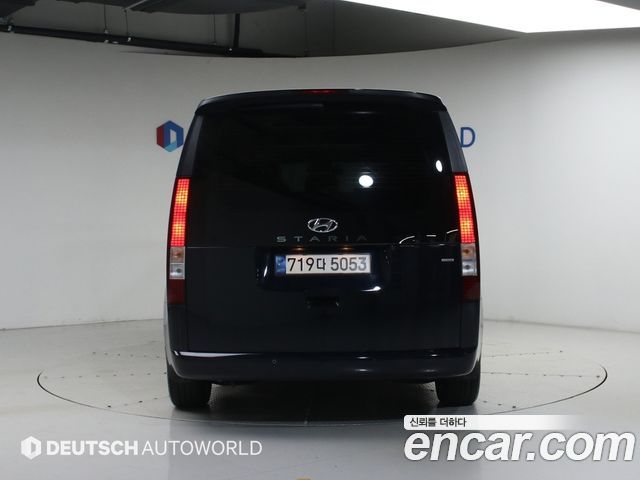 Hyundai Staria 4WD Tourer 11-Seater Modern - фото 3