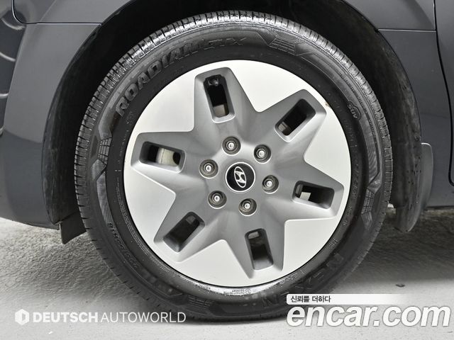 Hyundai Staria 4WD Tourer 11-Seater Modern - фото 4