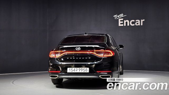Hyundai Grandeur IG 3.0 LPi Modern (Rental Car) - фото 3