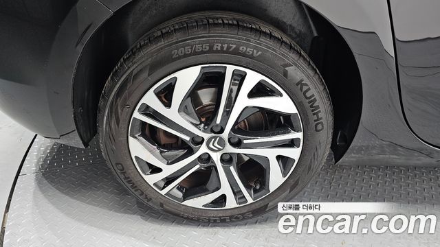 Citroen-DS C4 Picasso 1.6 B-HDI Feel - фото 4