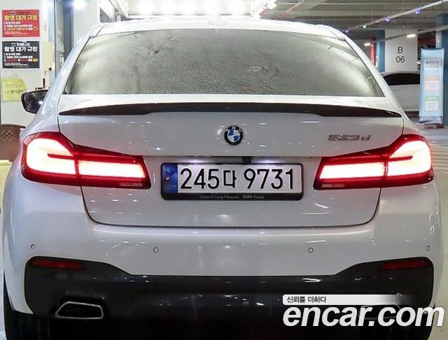 BMW 5-Series G30 523d M Sport - фото 4