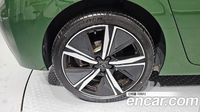 Peugeot 308 3-го поколения 1.5 BlueHDi GT - фото 4