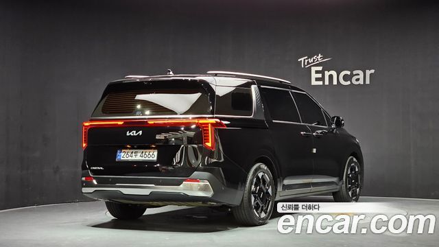 Kia Carnival Новый 4-го поколения 9-Seater Signature - фото 1