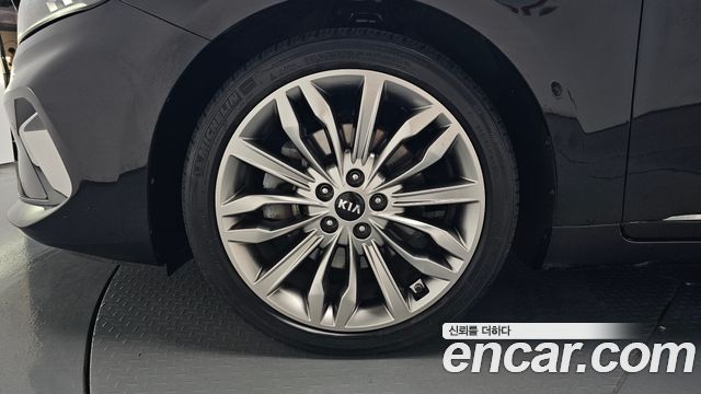 Kia K7 Premier 3.0 GDI Signature - фото 3