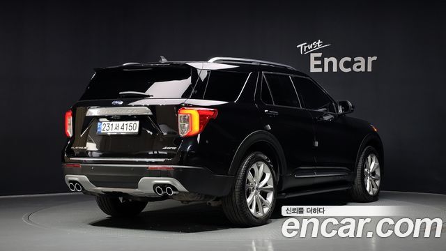 Ford Explorer 6-го поколения 3.0 Platinum 4WD - фото 1