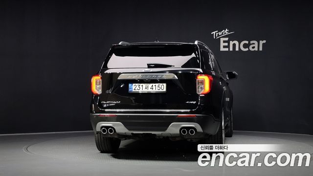 Ford Explorer 6-го поколения 3.0 Platinum 4WD - фото 3