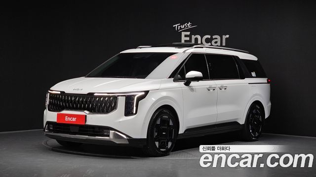 Kia Carnival Новый 4-го поколения 7-Seater Signature - фото 0
