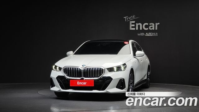 BMW 5-Series G60 523d M Sport - фото 2