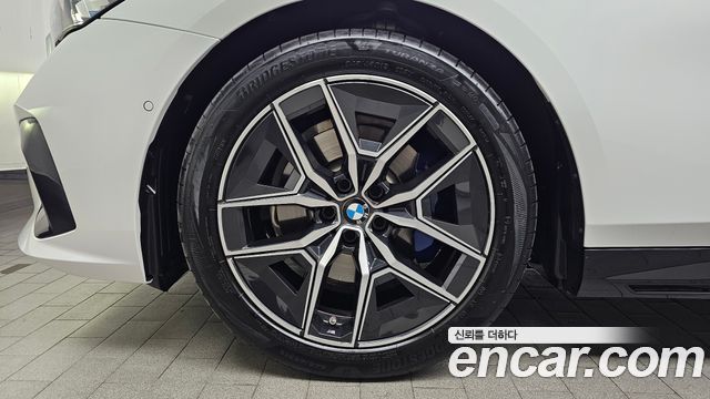 BMW 5-Series G60 523d M Sport - фото 4