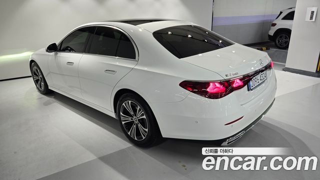 Mercedes-Benz E-Class W214 E200 Avantgarde - фото 2