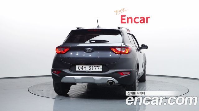 Kia Stonic 1.4 Trendy - фото 3