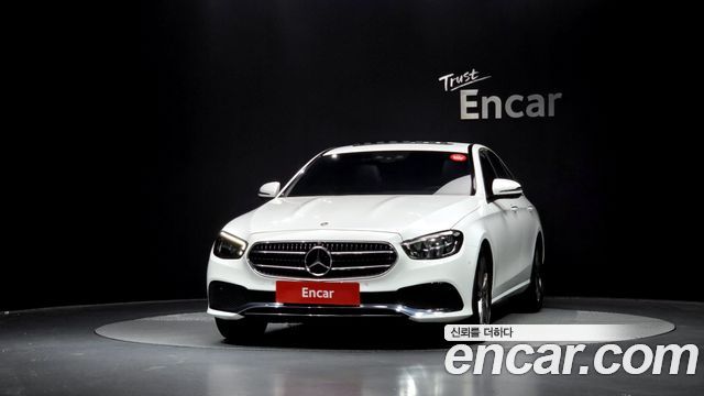 Mercedes-Benz E-Class W213 E250 Avantgarde - фото 2