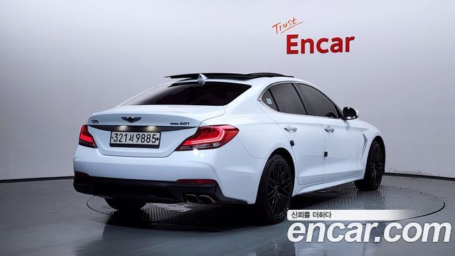 Genesis G70 2.0T AWD Supreme - фото 1