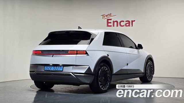 Hyundai Ioniq5 Long Range AWD Prestige - фото 1