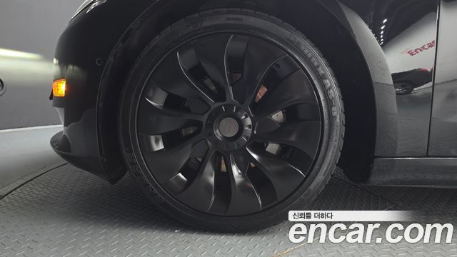 Tesla Model 3 Long Range AWD - фото 3