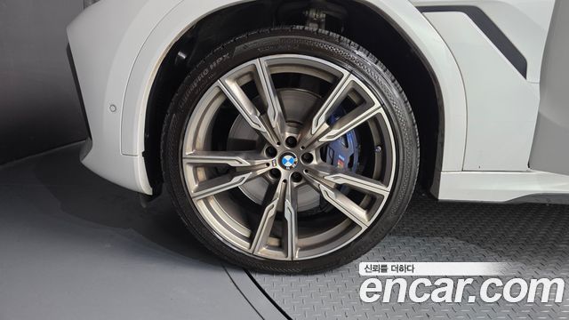 BMW X6 G06 M50i - фото 4