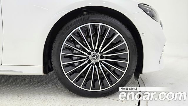 Mercedes-Benz E-Class W214 E450 4MATIC Exclusive - фото 4