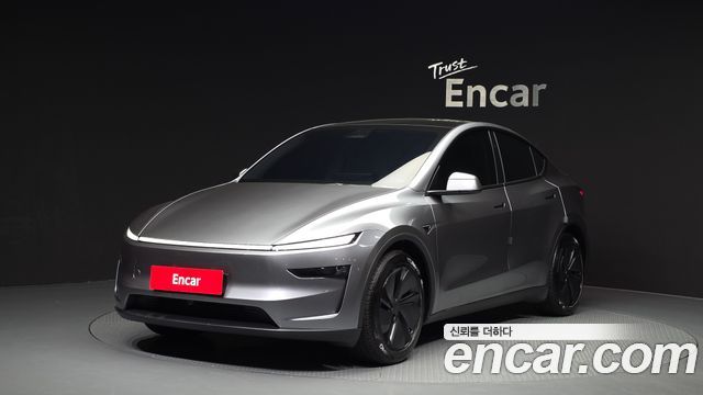 Tesla Model Y RWD - фото 0