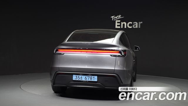 Tesla Model Y RWD - фото 3