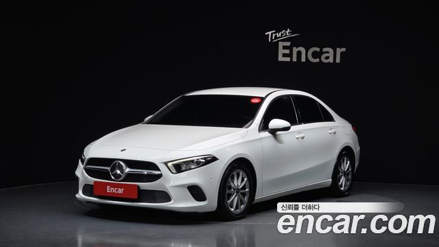Mercedes-Benz A-Class W177 A220 Sedan - фото 0