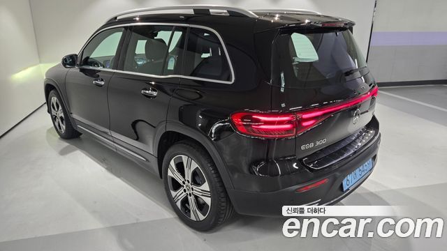 Mercedes-Benz EQB X243 EQB300 4MATIC Progressive - фото 2