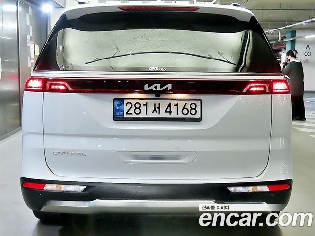 Kia Carnival 4-го поколения 9-Seater Noblesse - фото 1