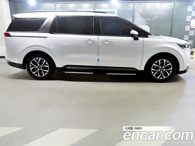 Kia Carnival 4-го поколения 9-Seater Noblesse - фото 3