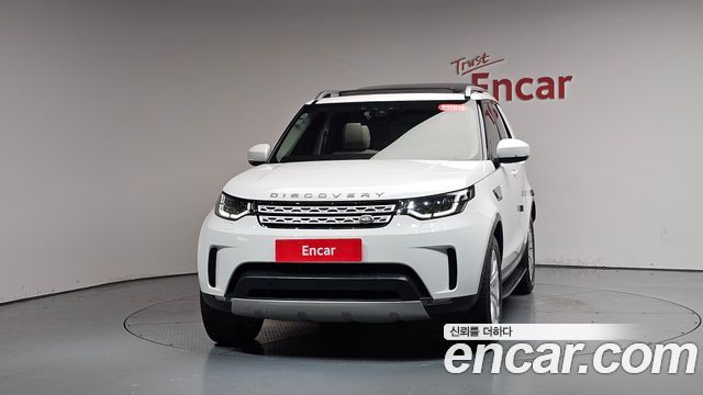 Land Rover Discovery 3.0 SD6 HSE - фото 1