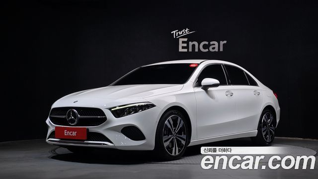 Mercedes-Benz A-Class W177 A220 Sedan - фото 0